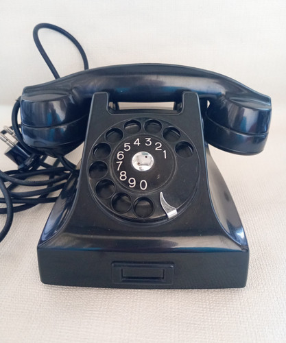 Telefono disco vintage - a, in