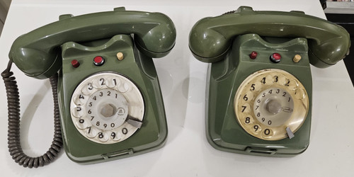 Coppia telefoni vintage - telefoni,